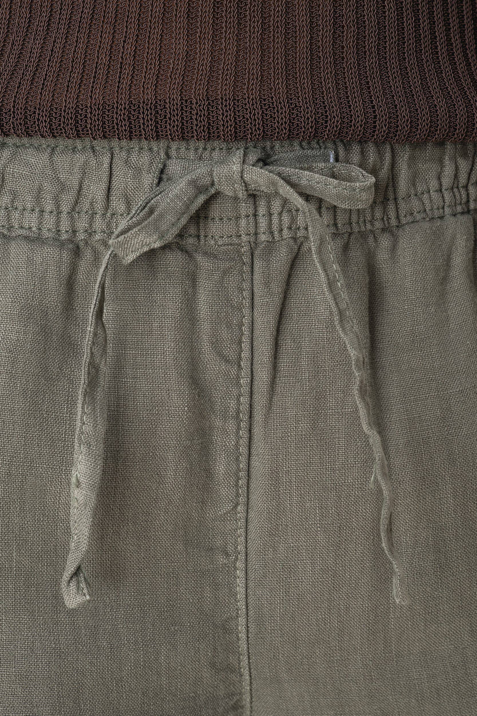 Ausgewaschene Damenhose aus Leinen