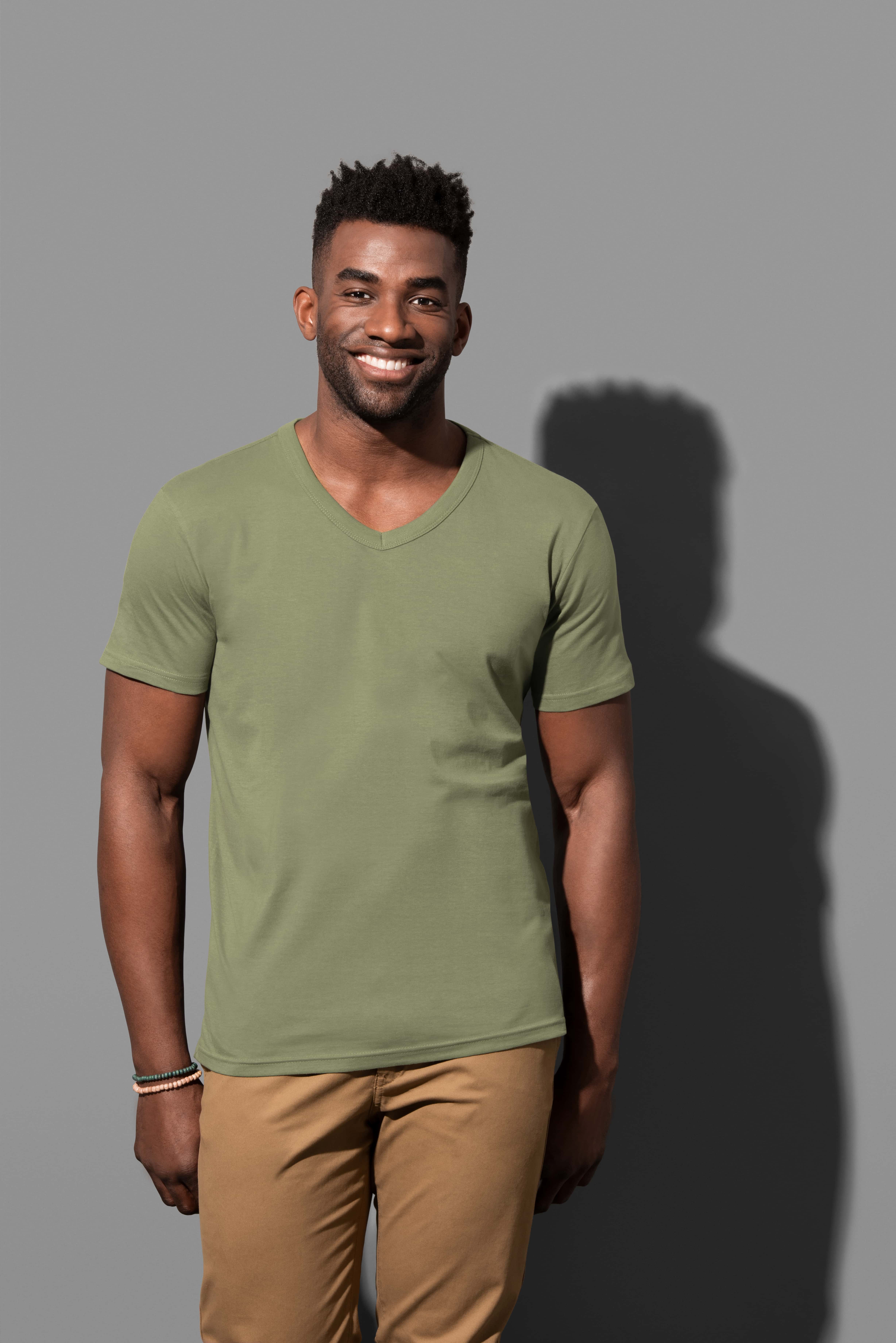 Ben V-Neck