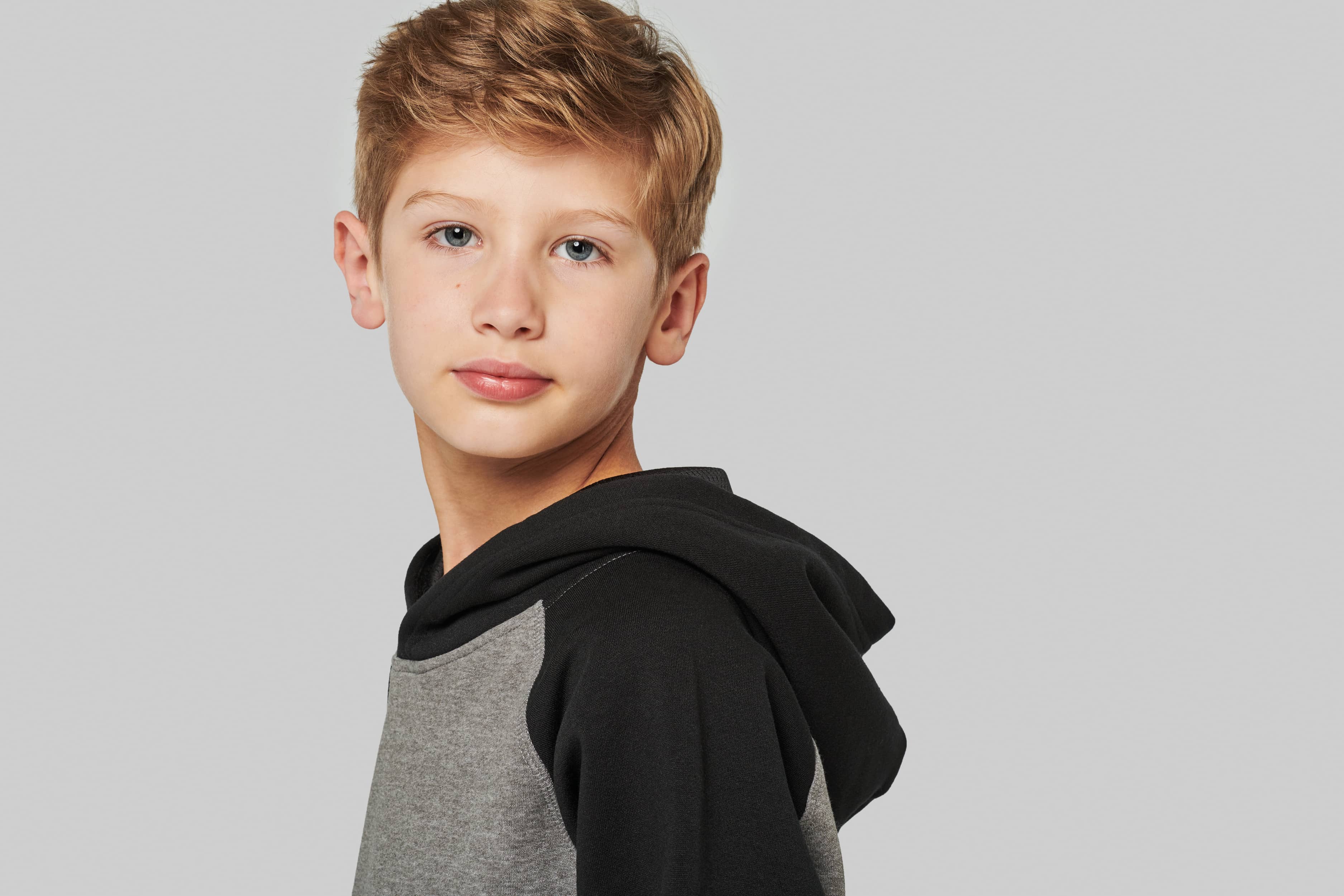 Zweifarbiges Kapuzensweatshirt für Kinder