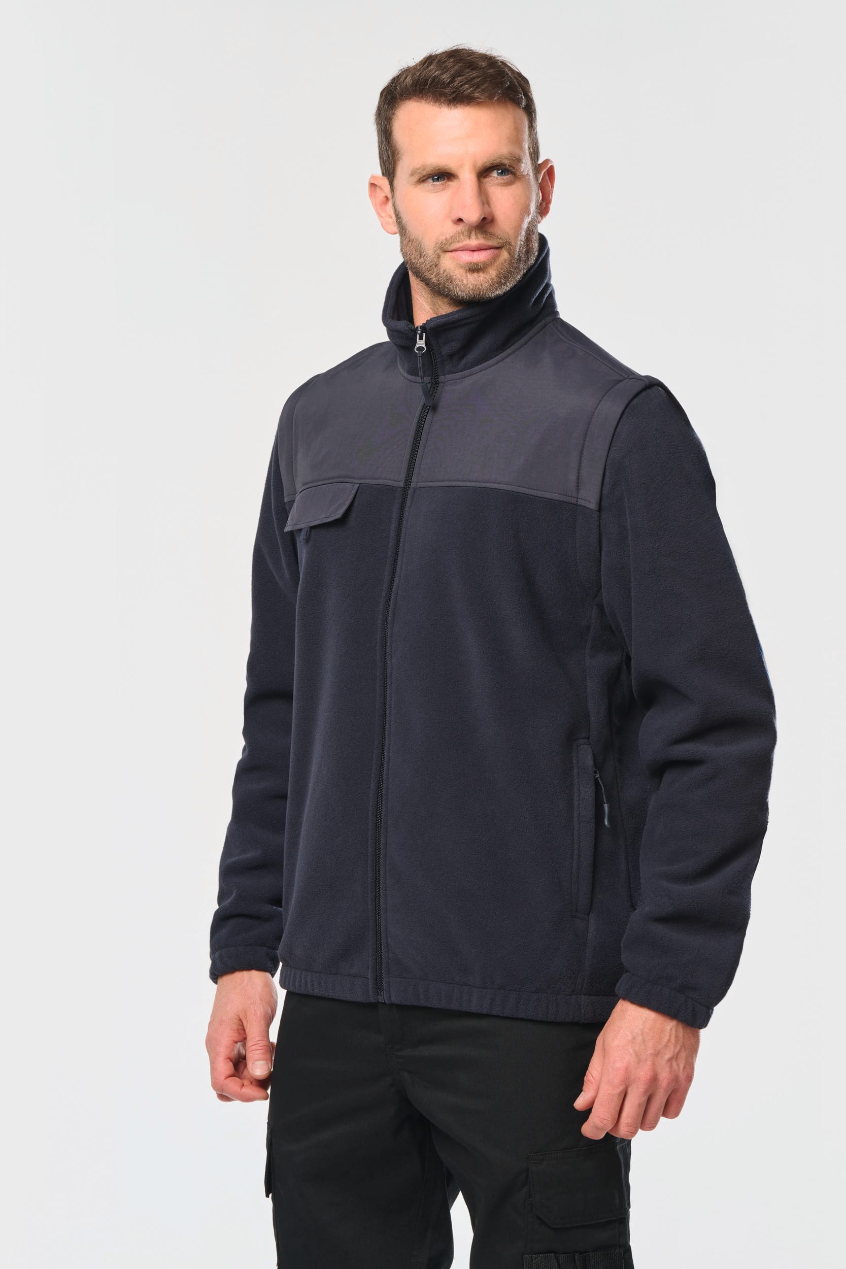 Fleecejacke mit abnehmbaren Ärmeln