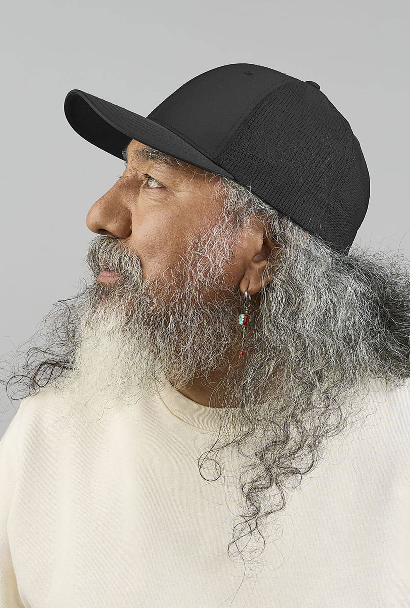 Nila Cap