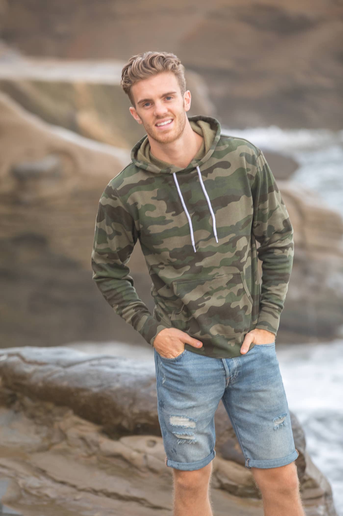 Unisex Lightweight Hooded Pullover