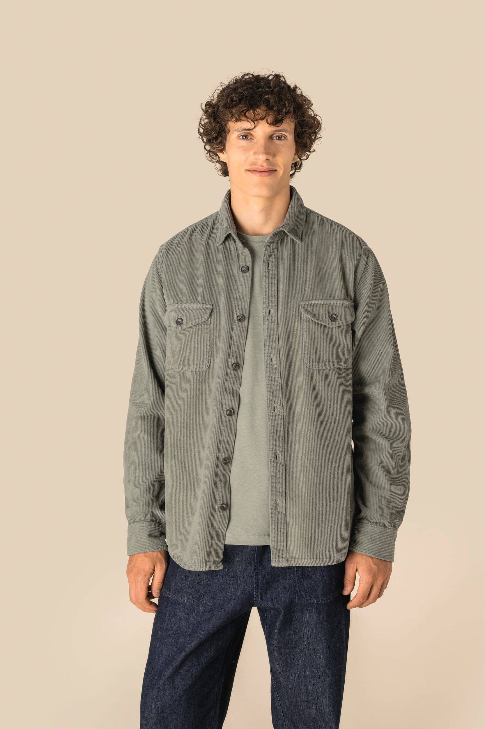 Umweltfreundliche ausgewaschene Herren-Hemdjacke aus Kord