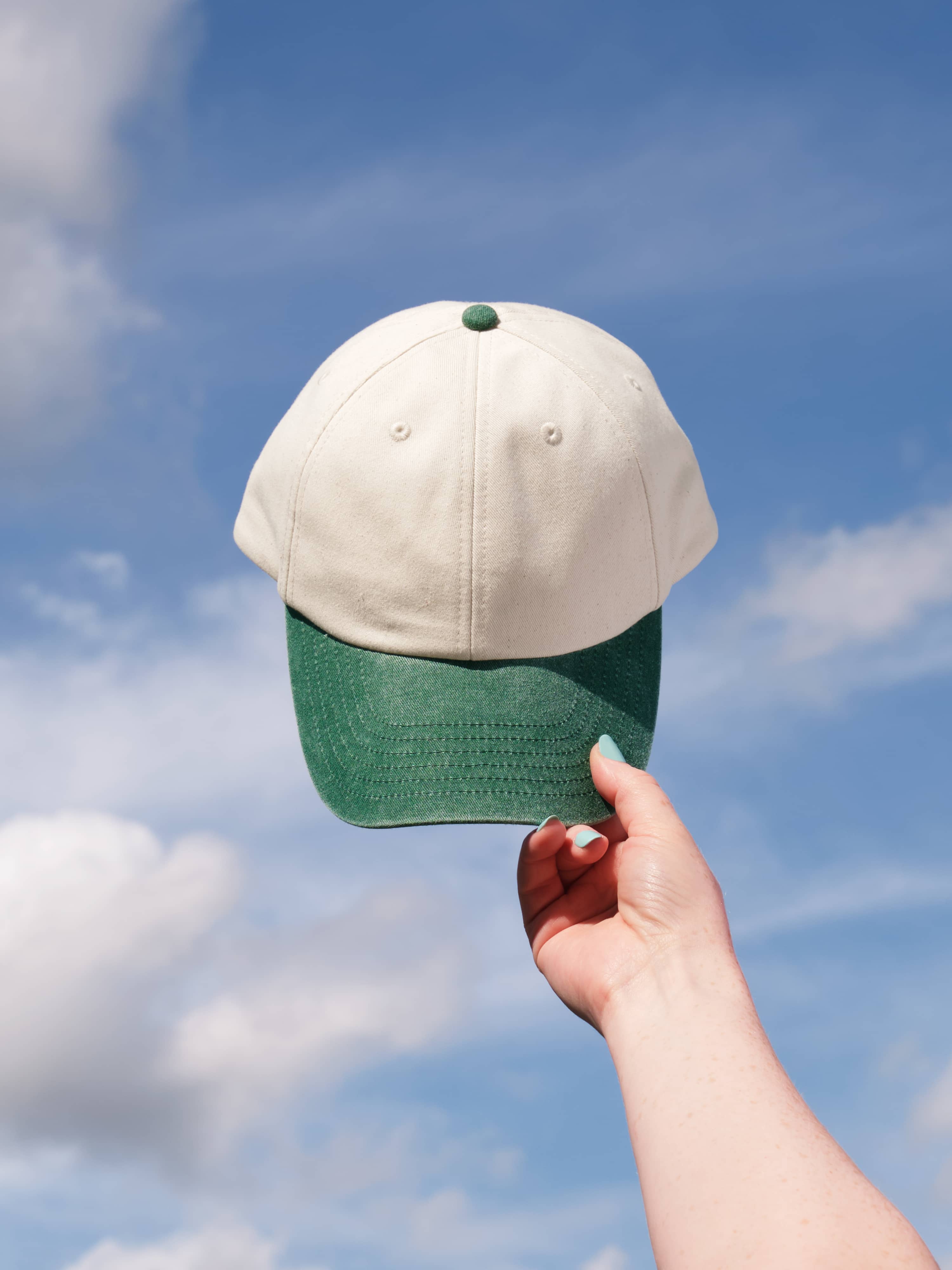 Contrast Peak Leisure Cap