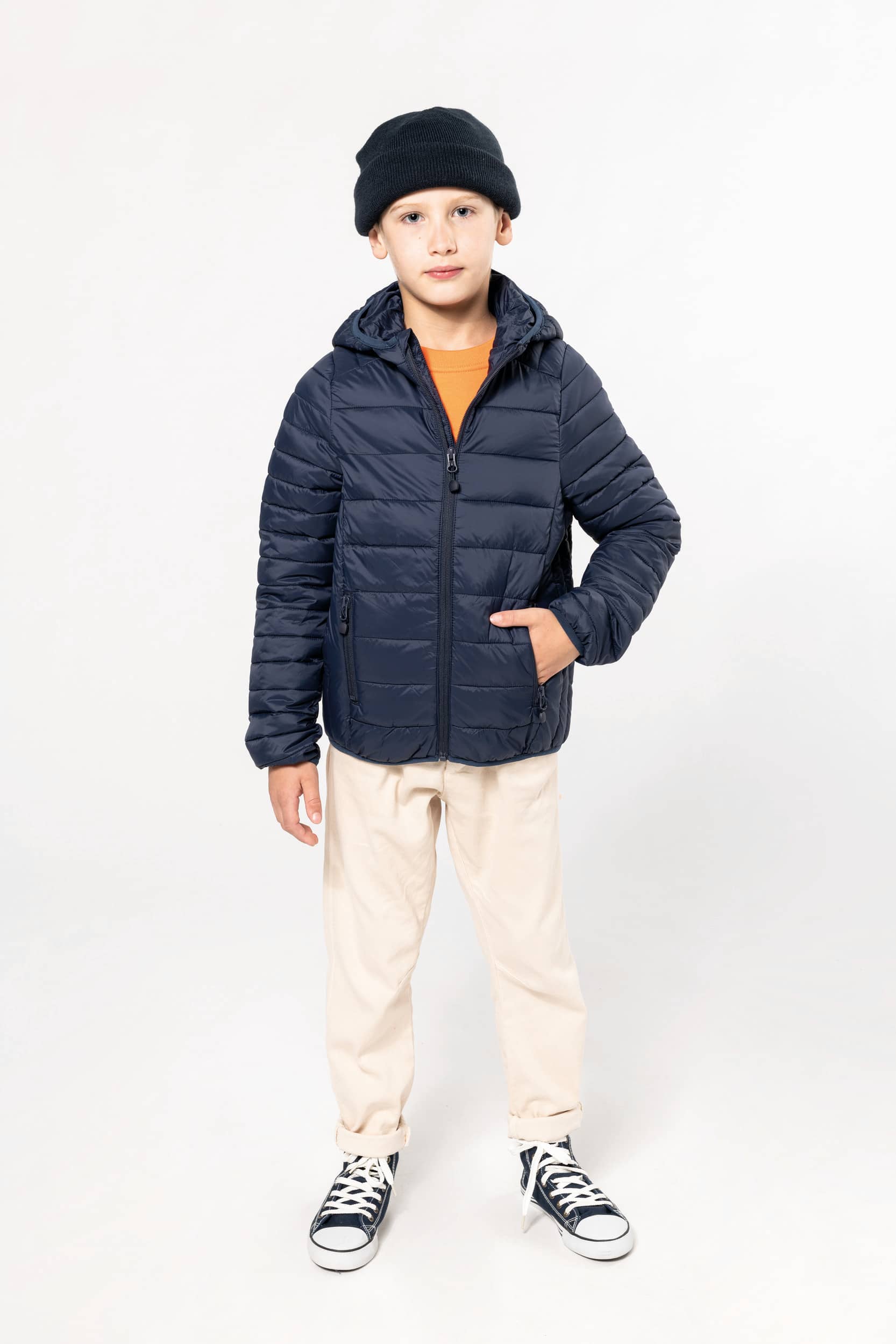 Leichte Steppjacke mit Kapuze