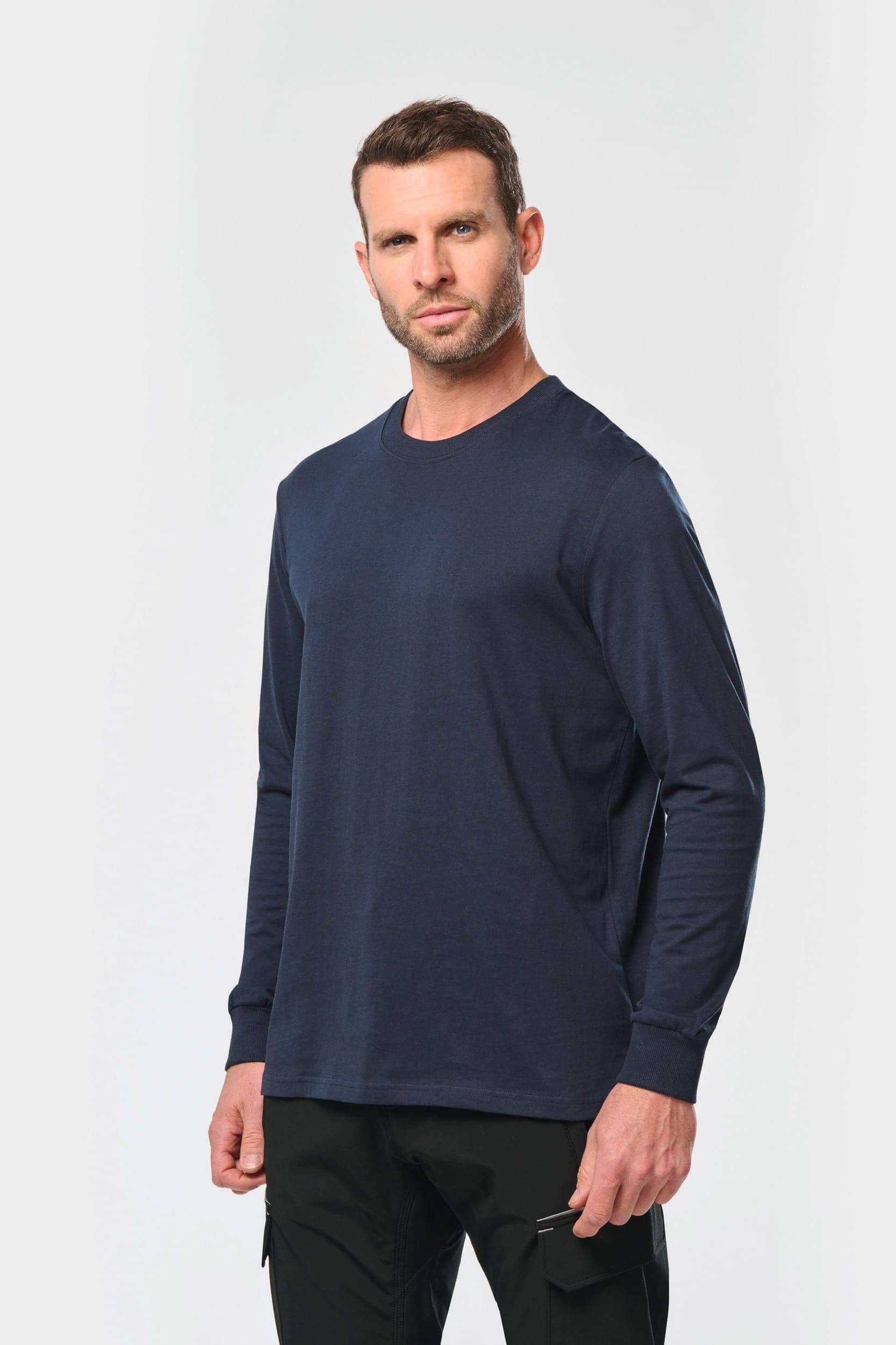 Umweltfreundliches Unisex-T-Shirt mit langen Ärmeln