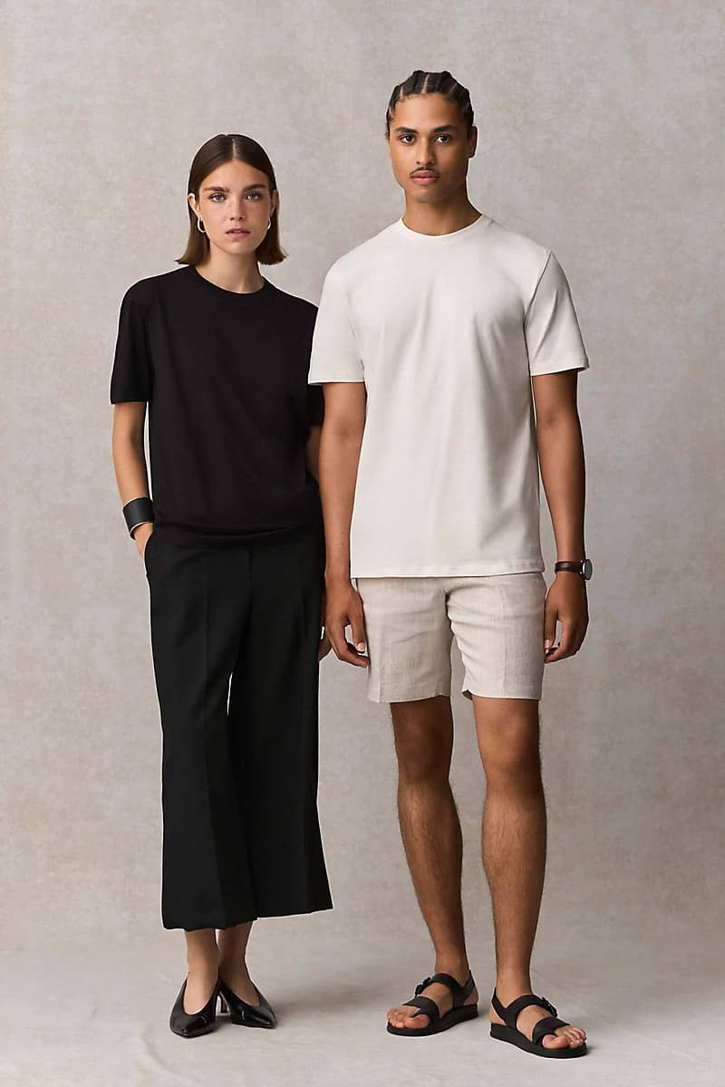 Unisex Easycare T-Shirt Lyam