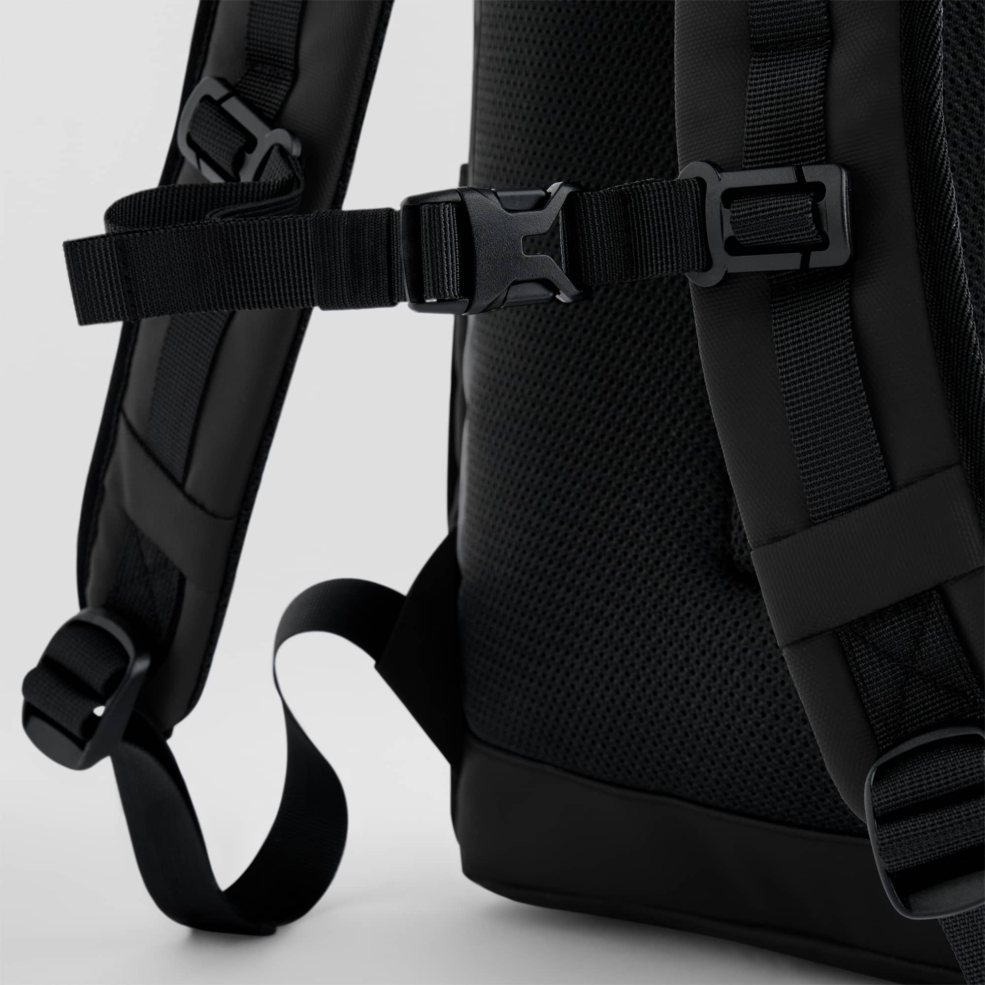 Everyday Carry 25 Litre Roll-Top Backpack
