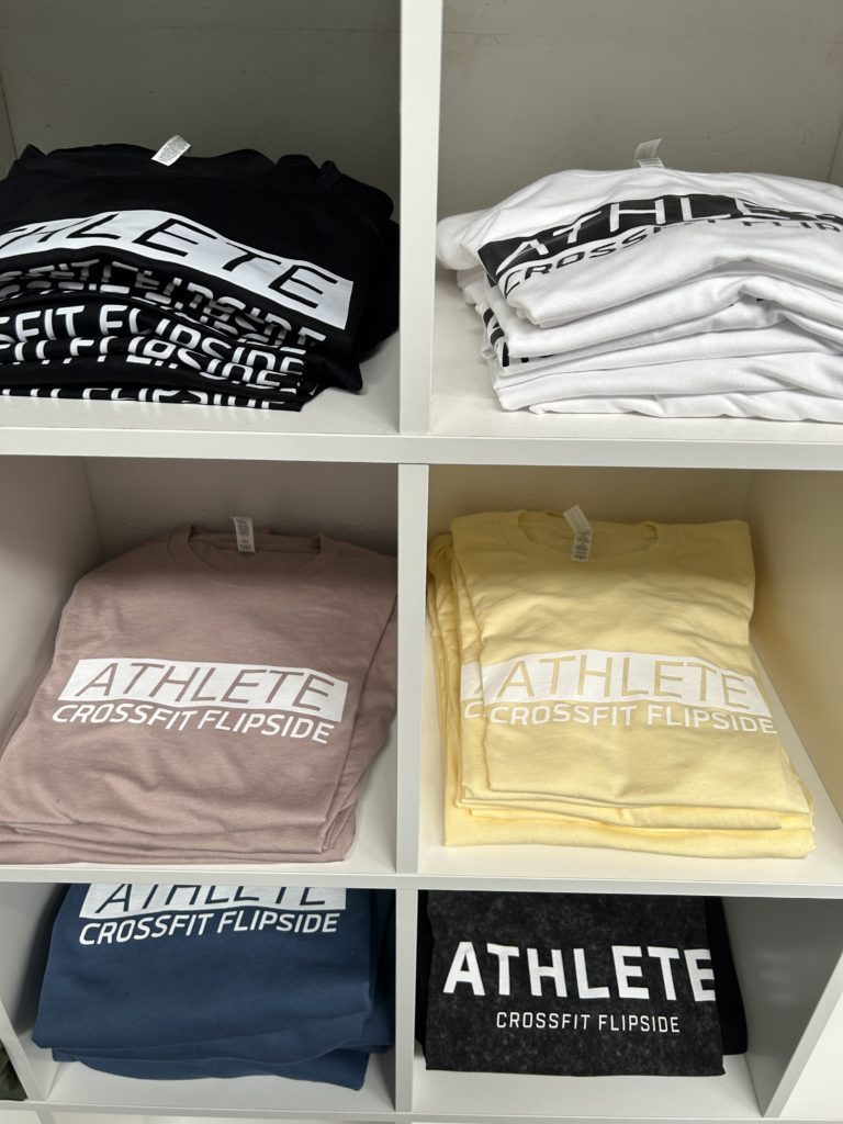 Bedruckte und bestickte Textilien für CrossFit Flipside – Kollektion im Überblick