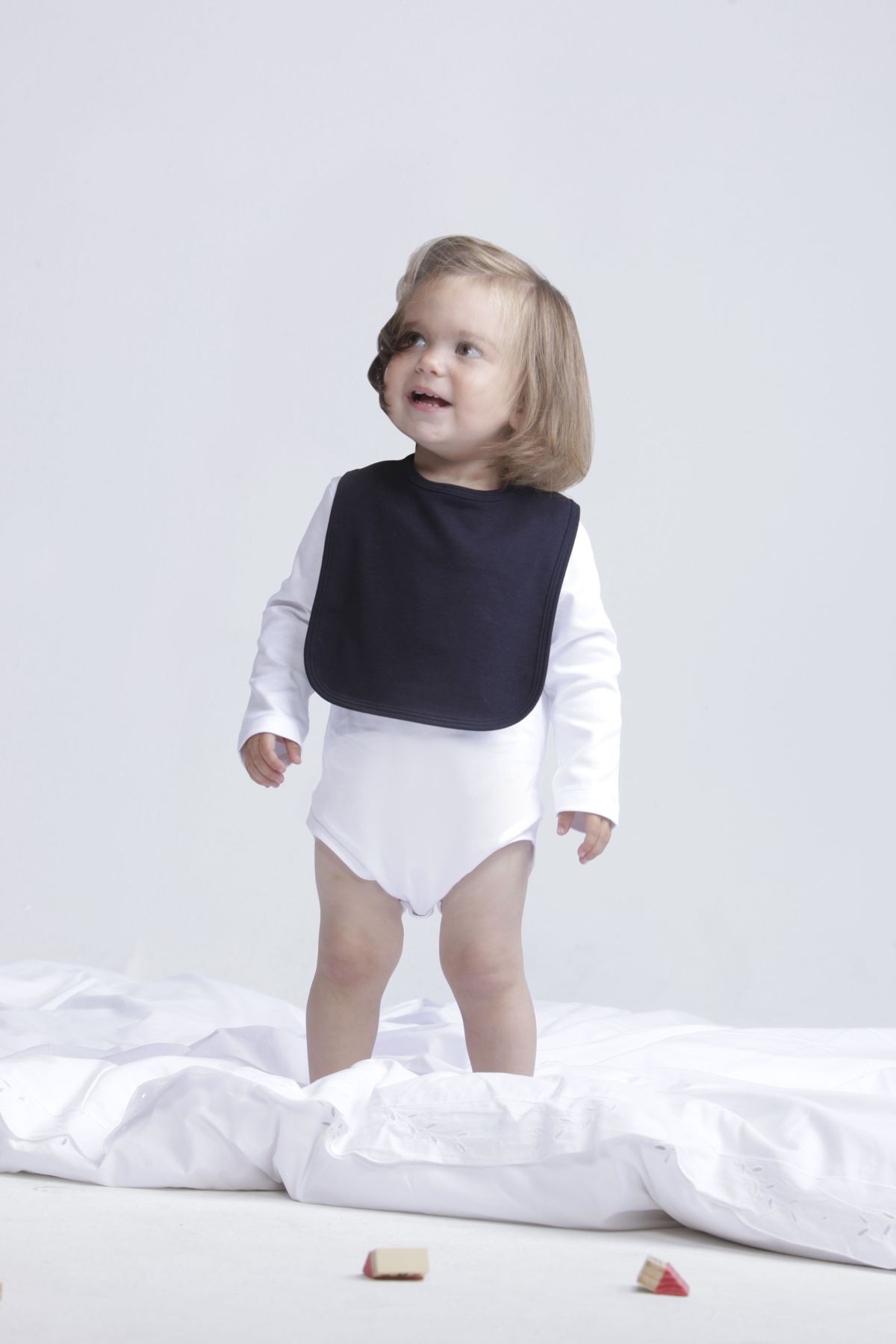 Plain And Contrast Bib