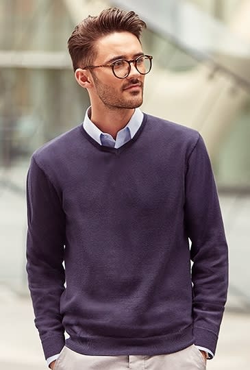 Men´s V-Neck Knitted Pullover