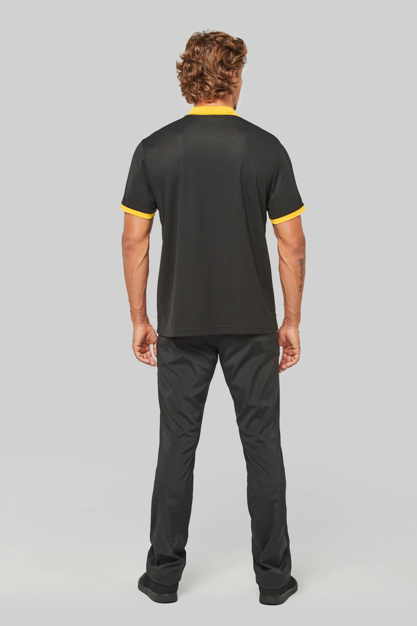 Herren Performance Piqué-Polohemd