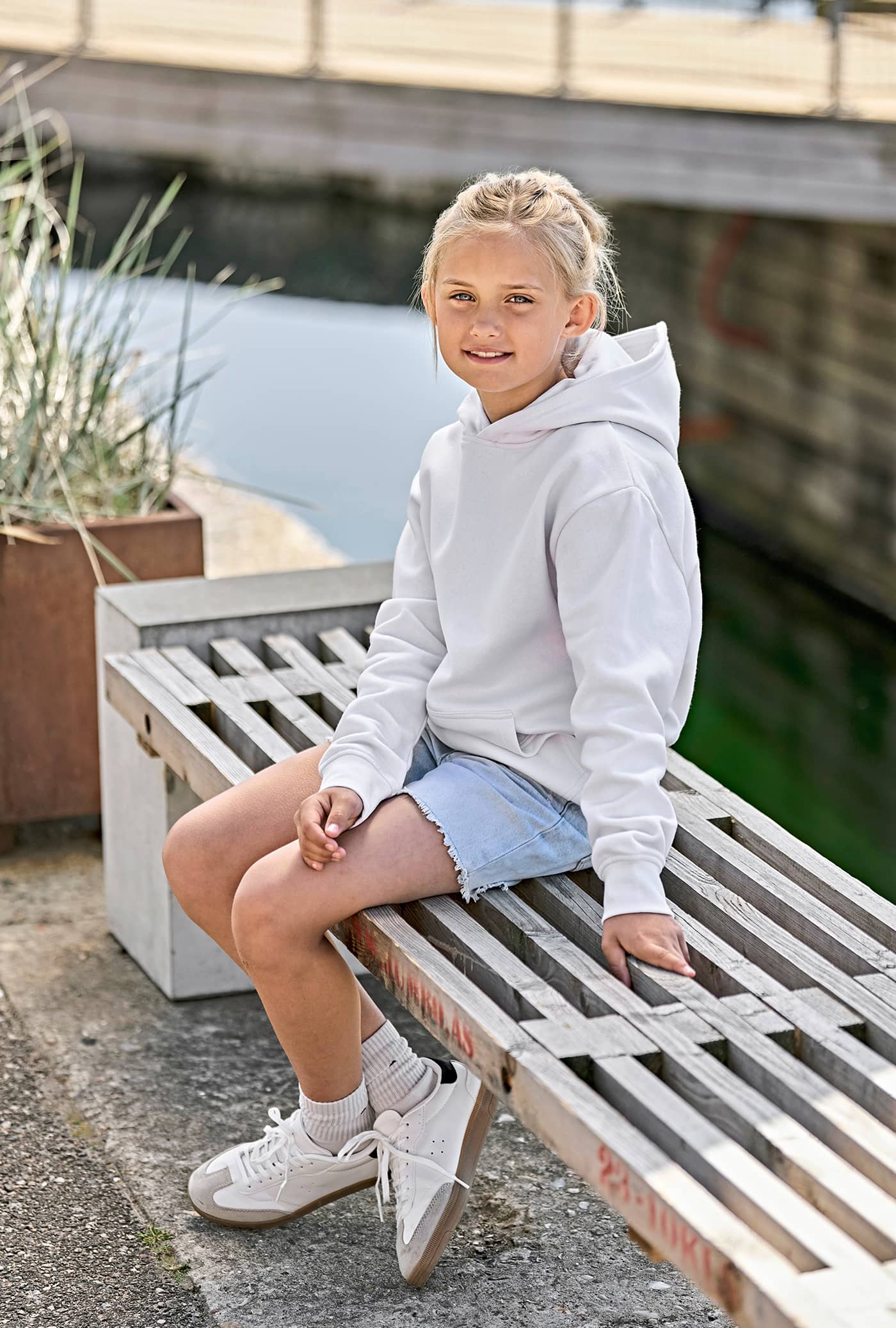 Junior UNLABELED Hooded Sweatshirt