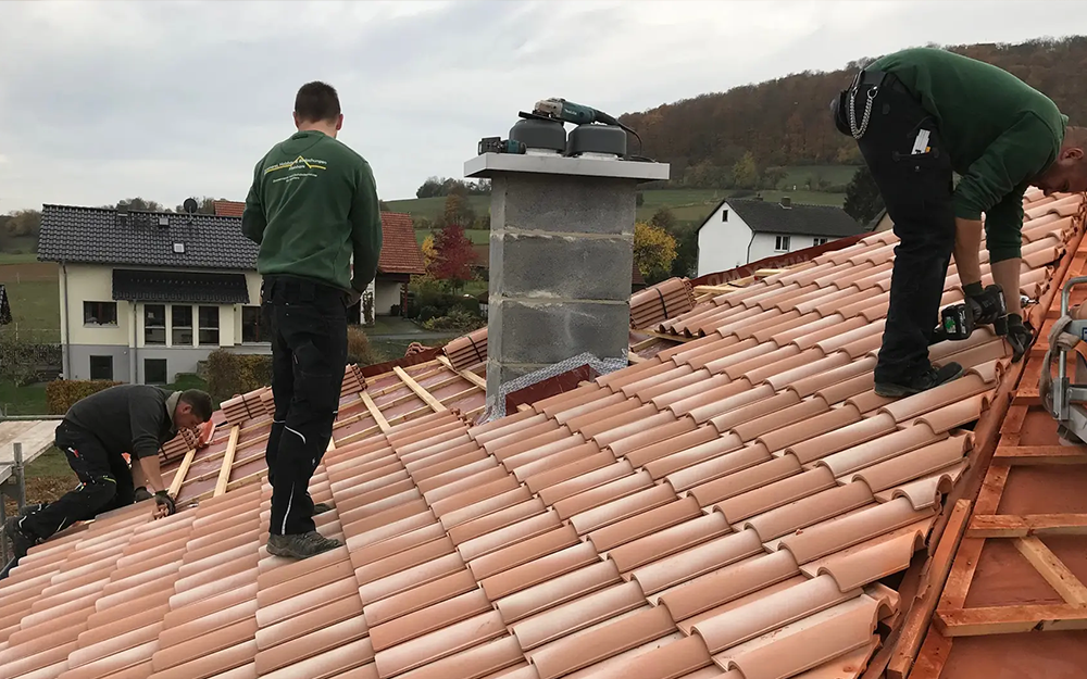 Auf’s Dach gestiegen – Workwear für die Zimmerei Kleinhans