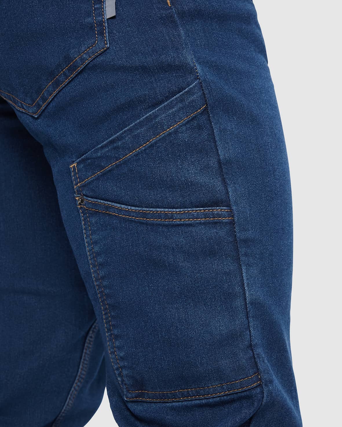 Raptor Multipocket Jeans
