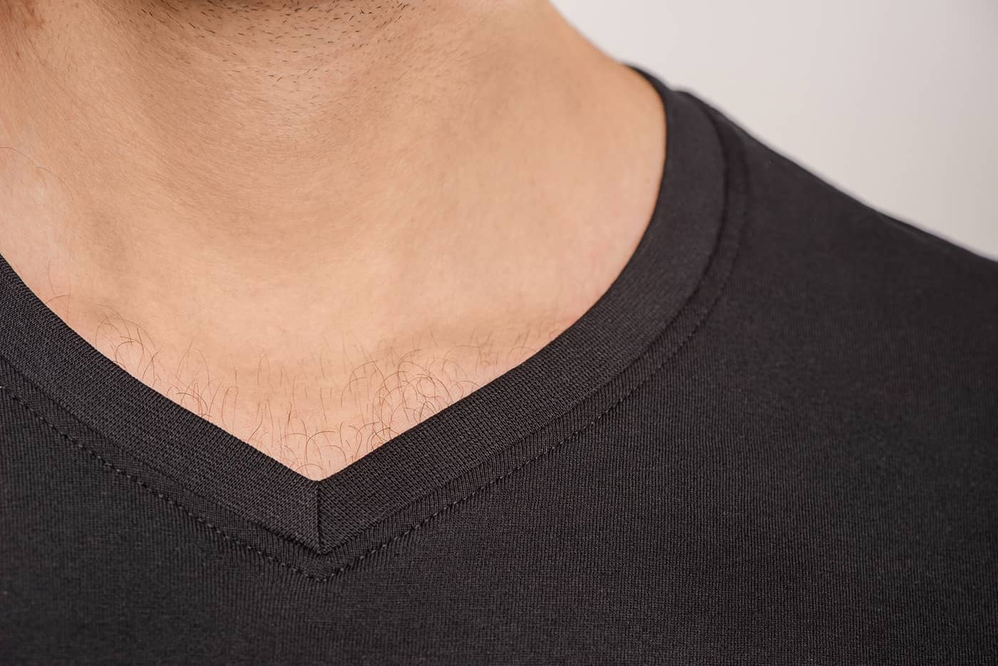 Men´s Luxury V-Neck Tees