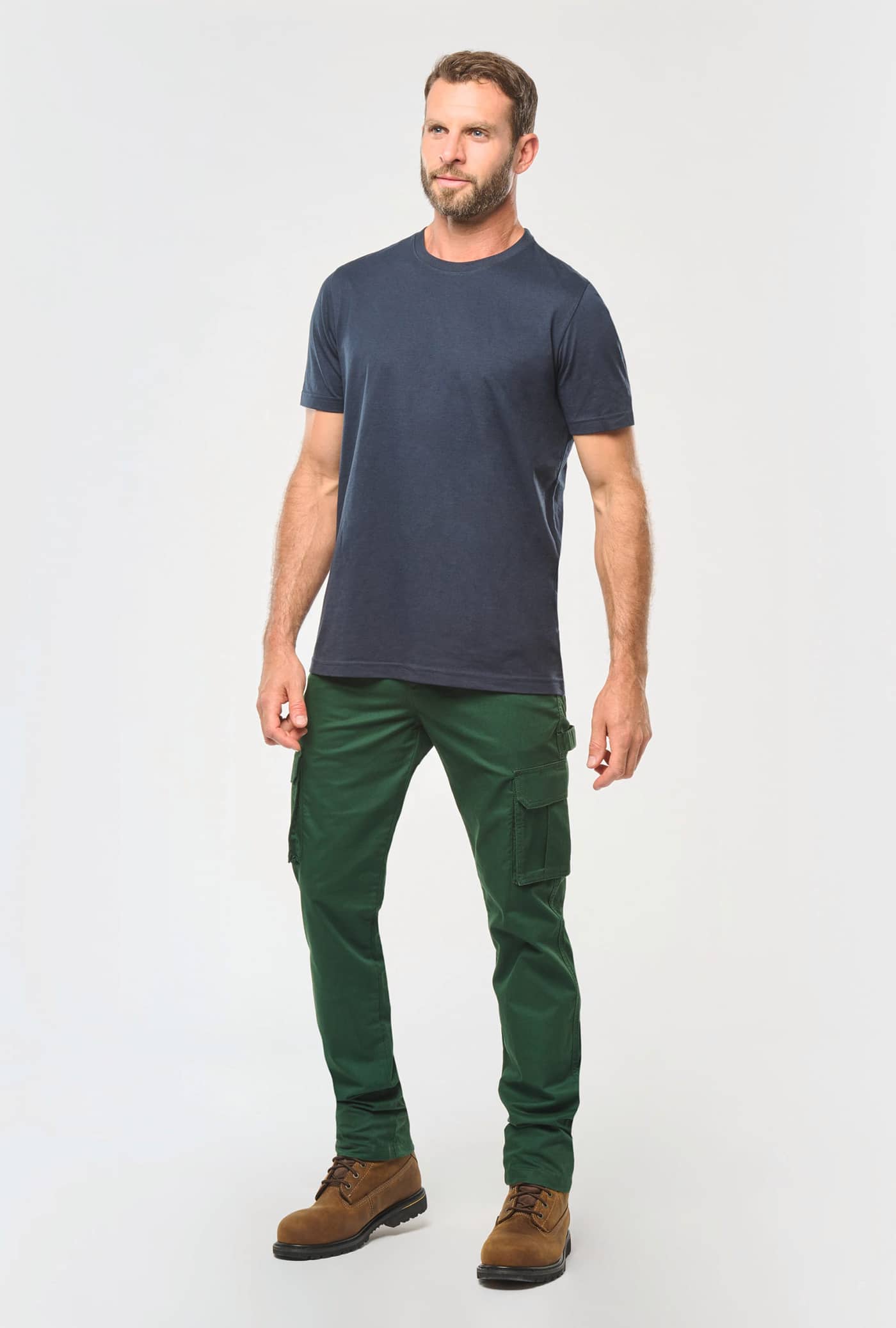 Umweltfreundliche Herrenhose mit mehreren Taschen