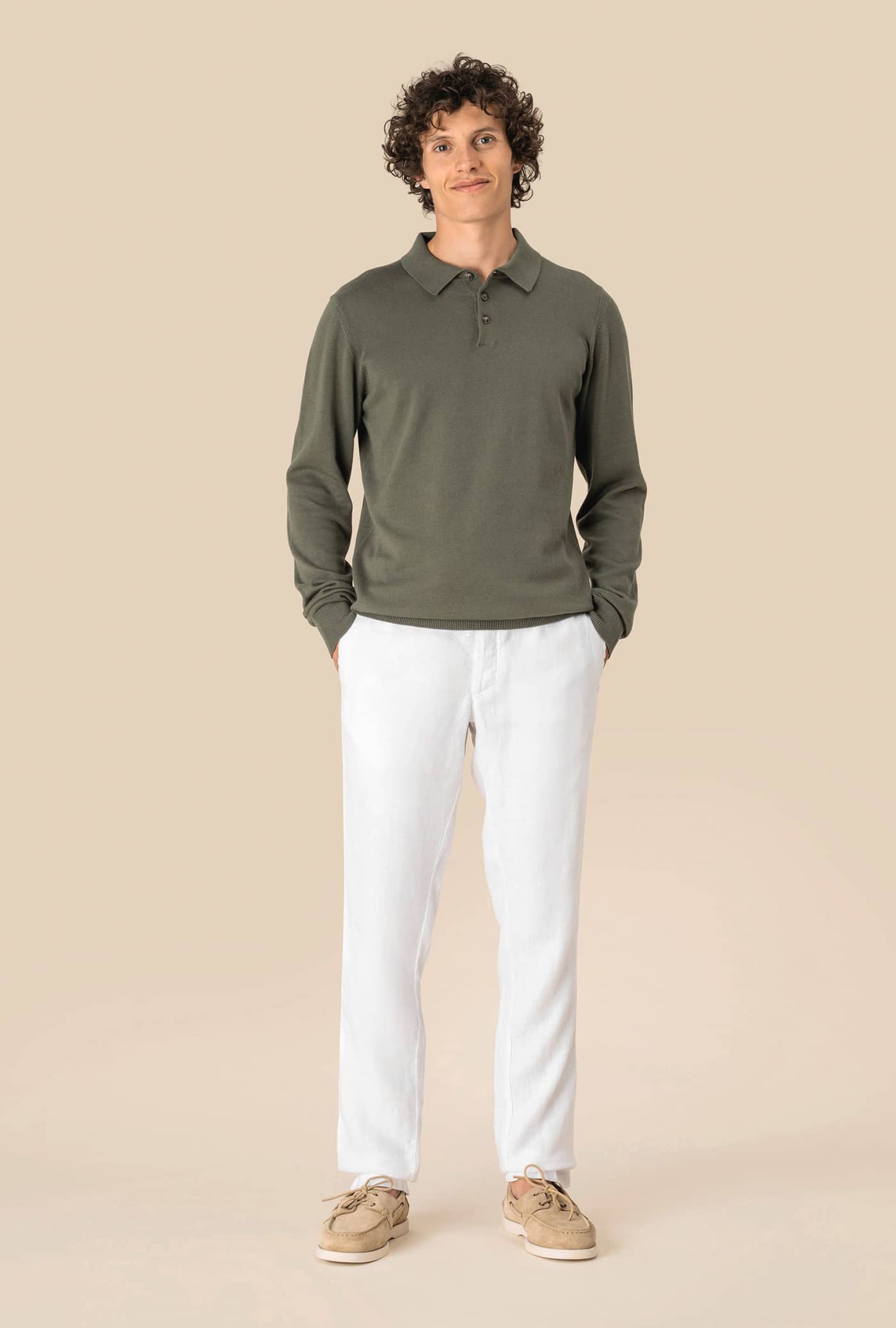 Ausgewaschene Herrenhose aus Leinen