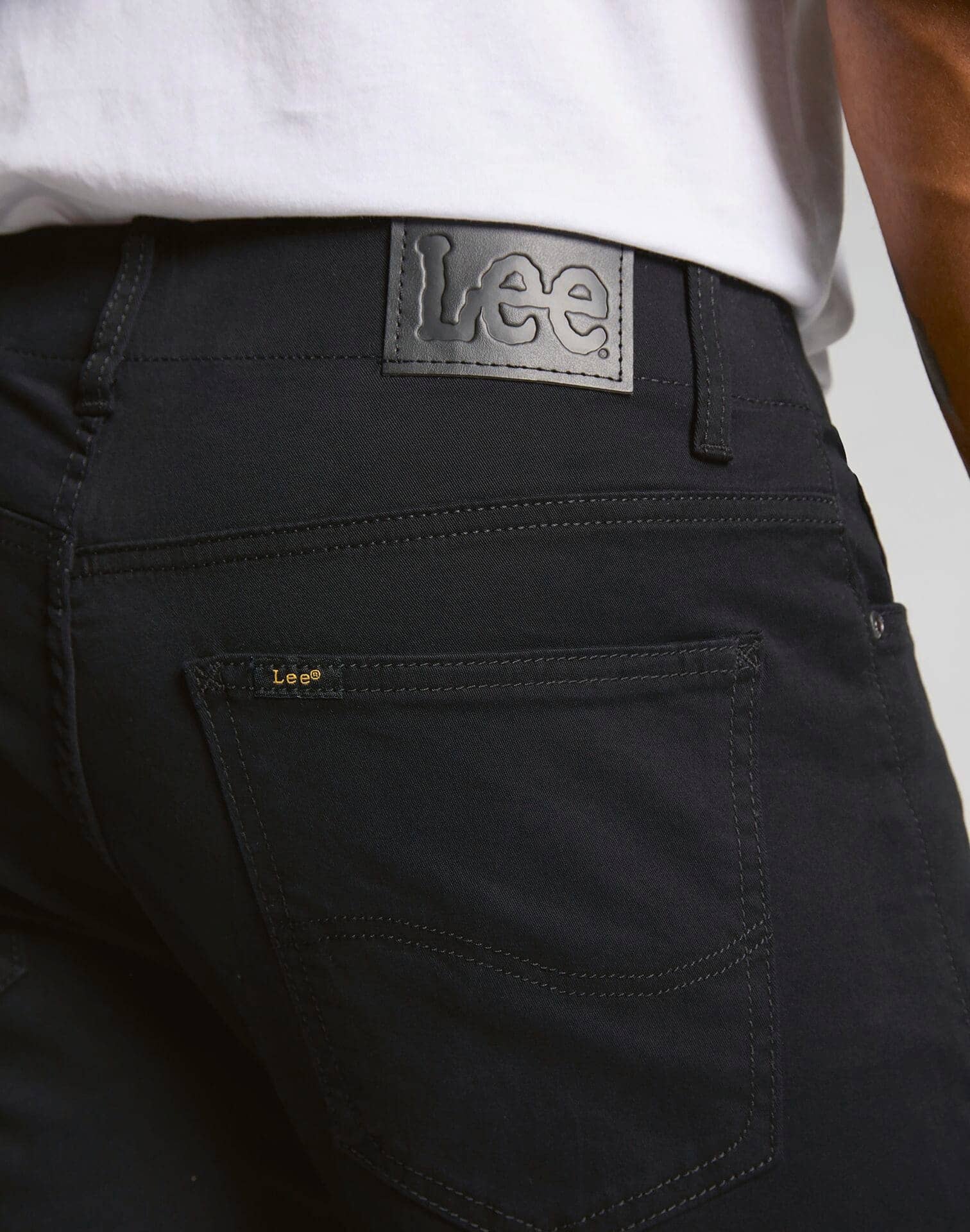 Extreme Motion Straight Fit Jeans