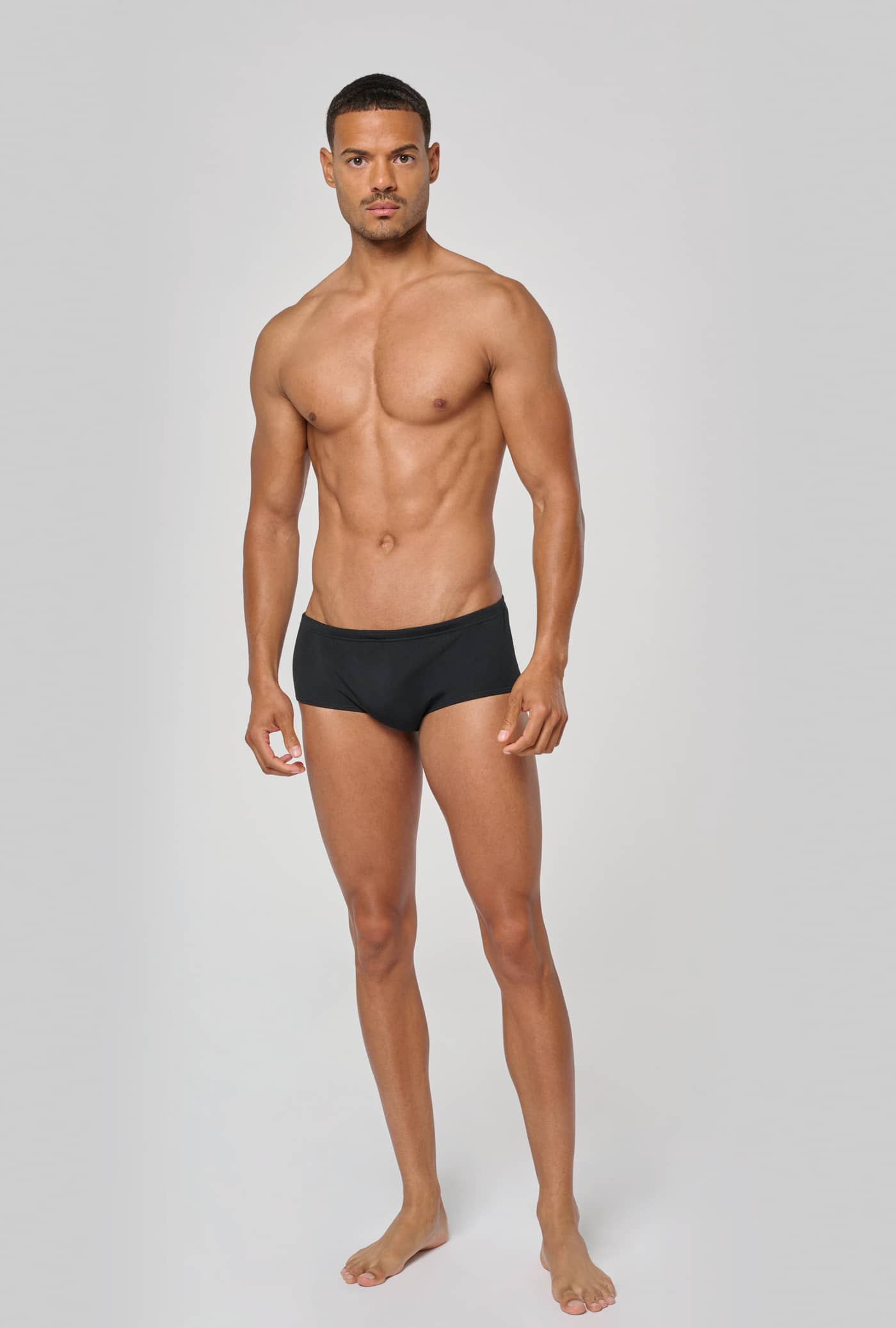 Breiter geschnittene Herren-Badehose