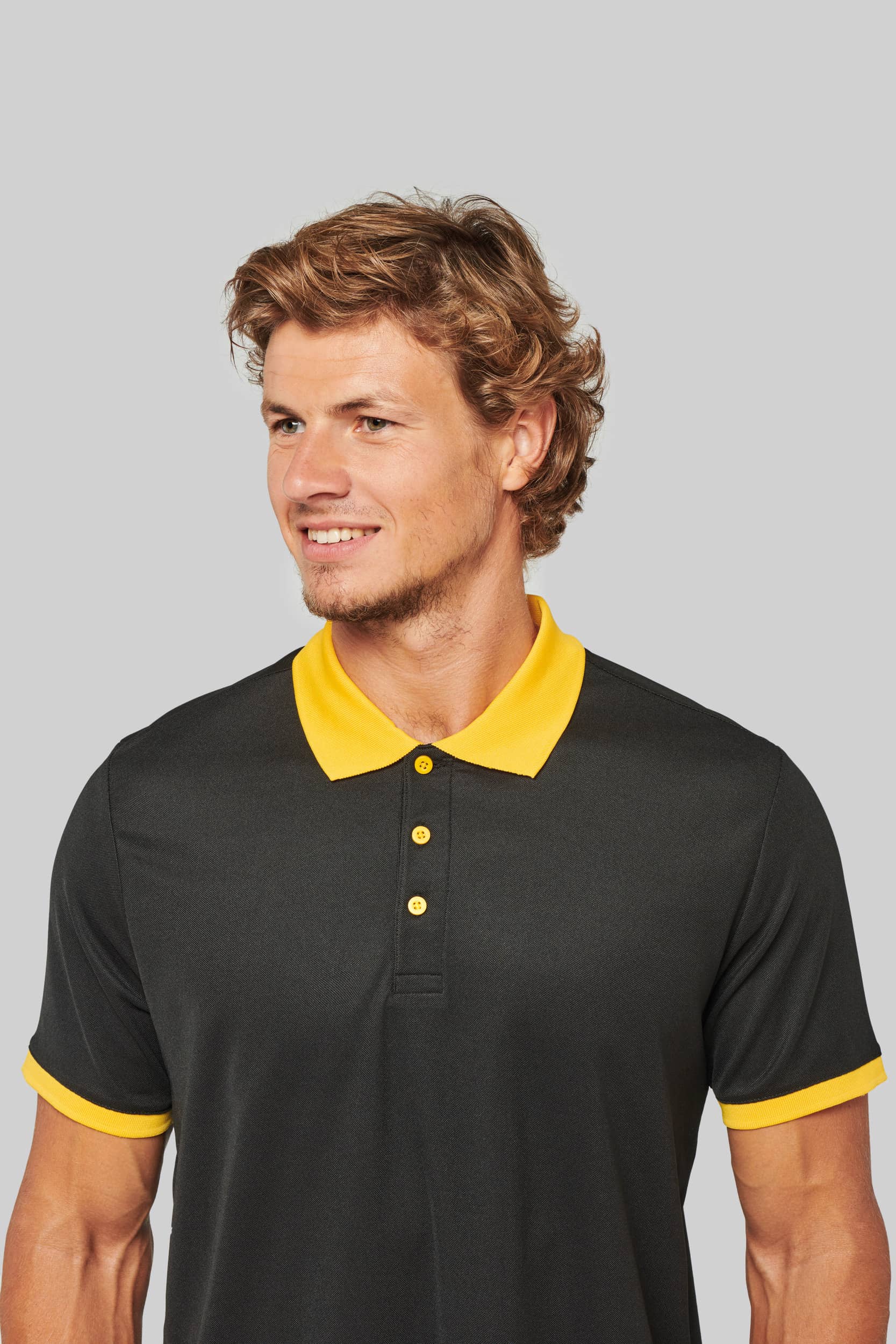 Herren Performance Piqué-Polohemd