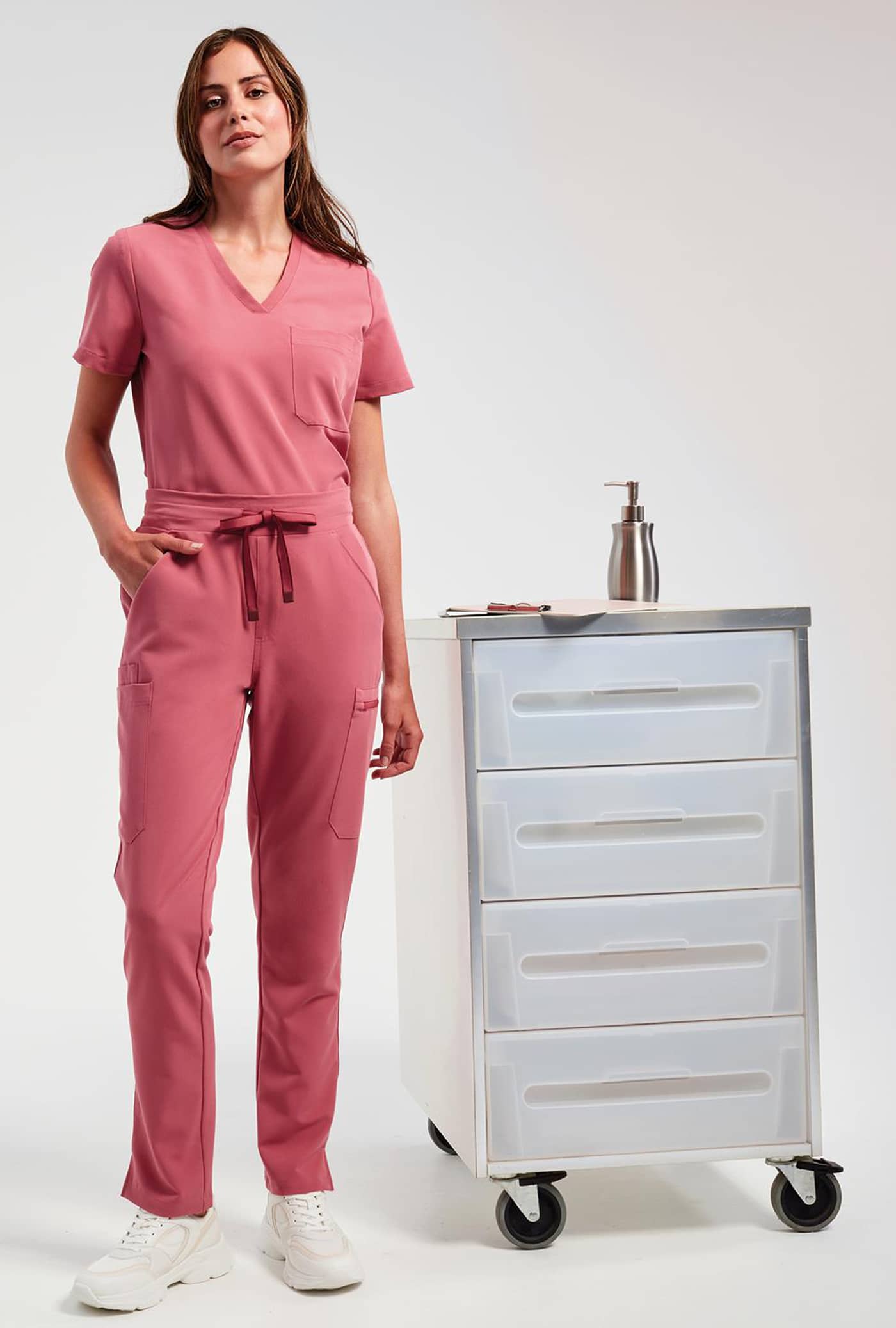 Relentless Women`s Onna-Stretch Cargo Pant