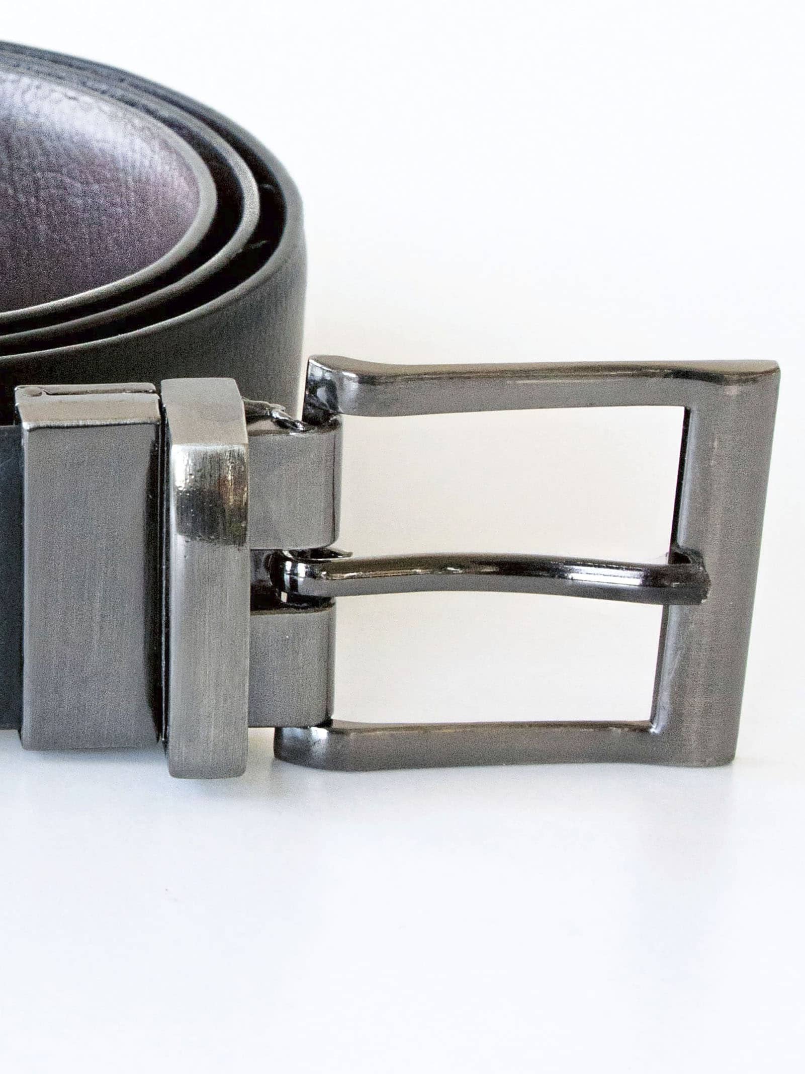 Elegant Two-Color Reversible Belt Schaffhausen