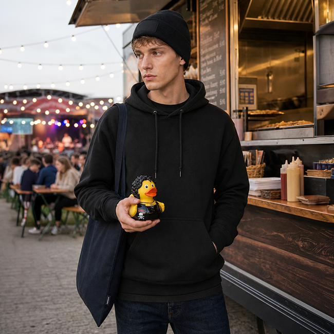 Bandshirts & Merch, die am Stand verkaufen