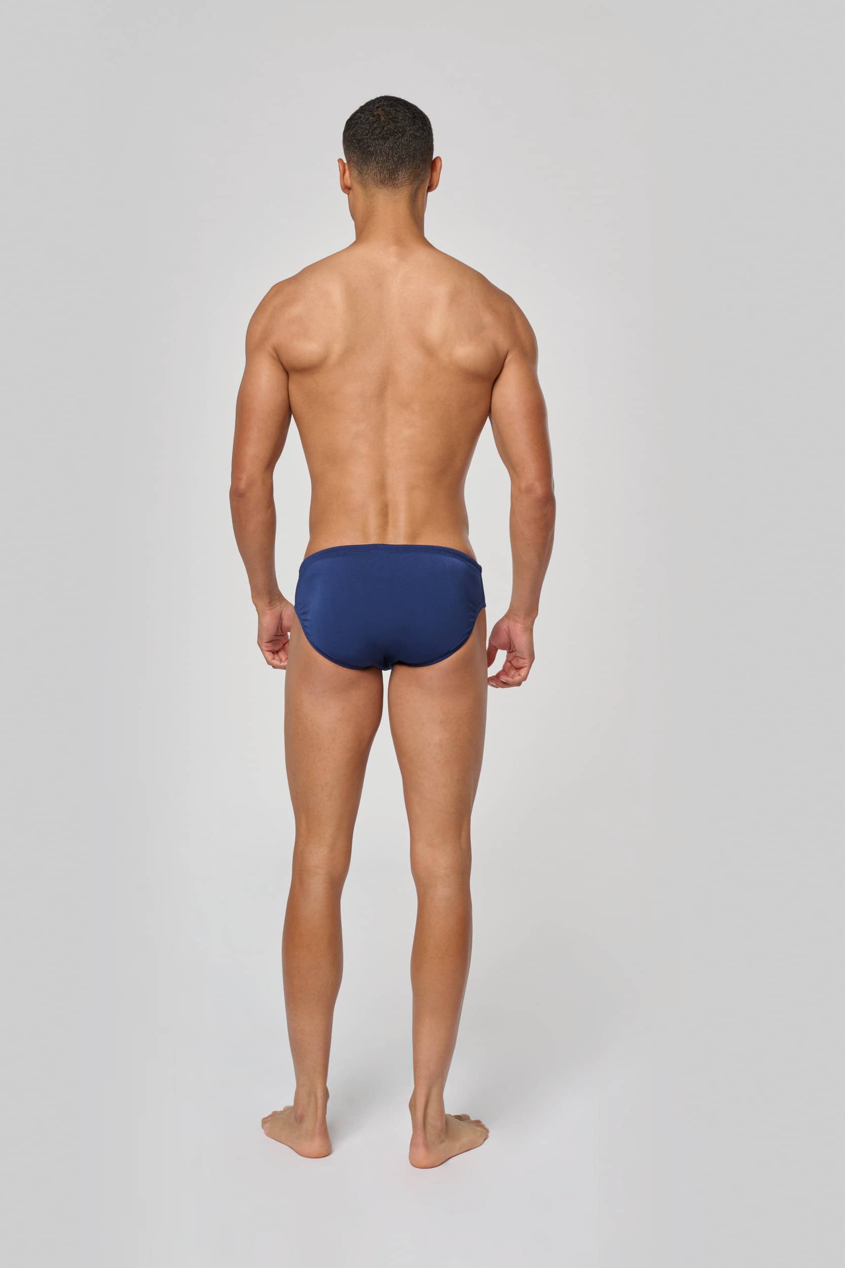 Schmal geschnittene Herren-Badehose
