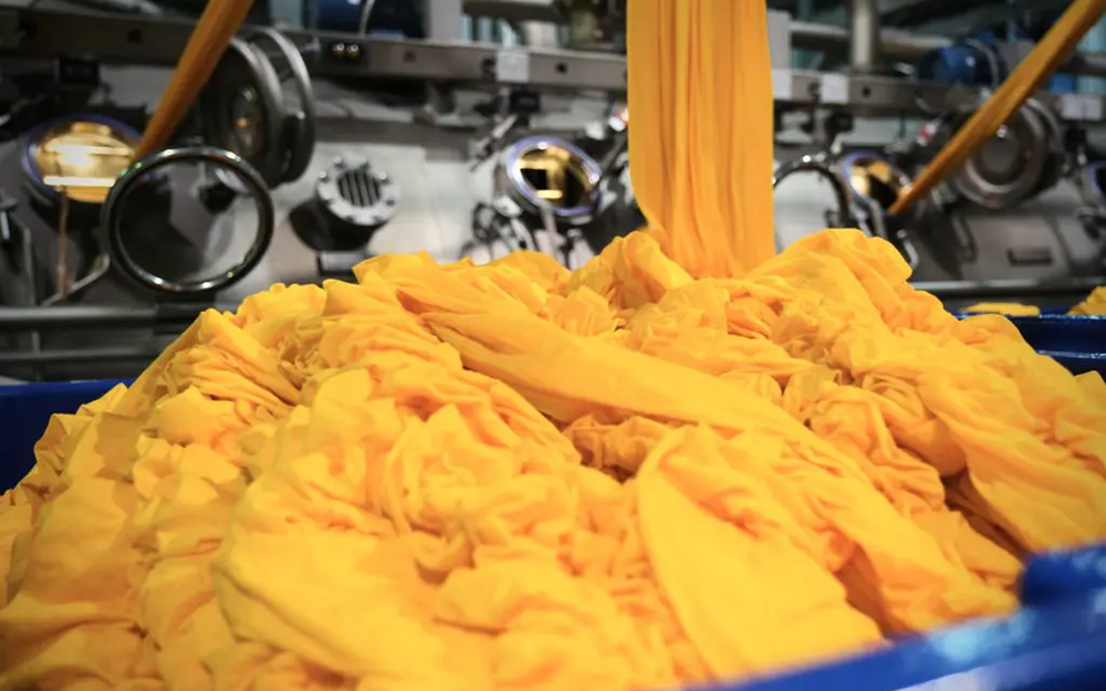 Färbeprozess - Fruit of the Loom