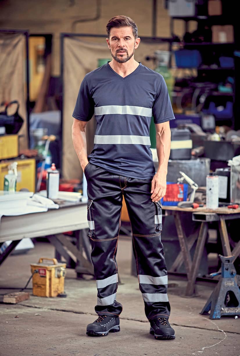 Hi-Vis Top Cool Super Light V-Neck T-Shirt
