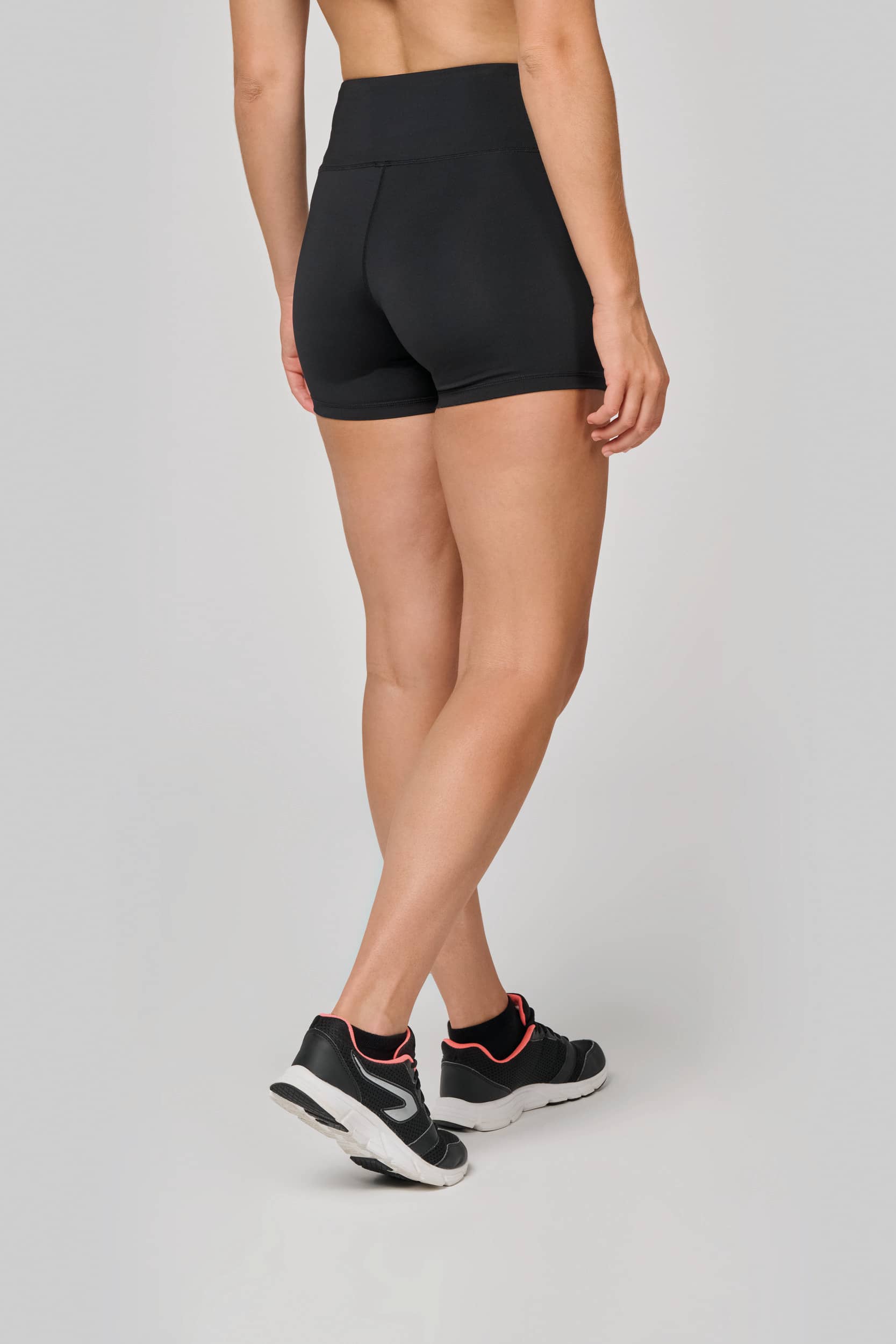 Umweltfreundliches Shorty für Damen