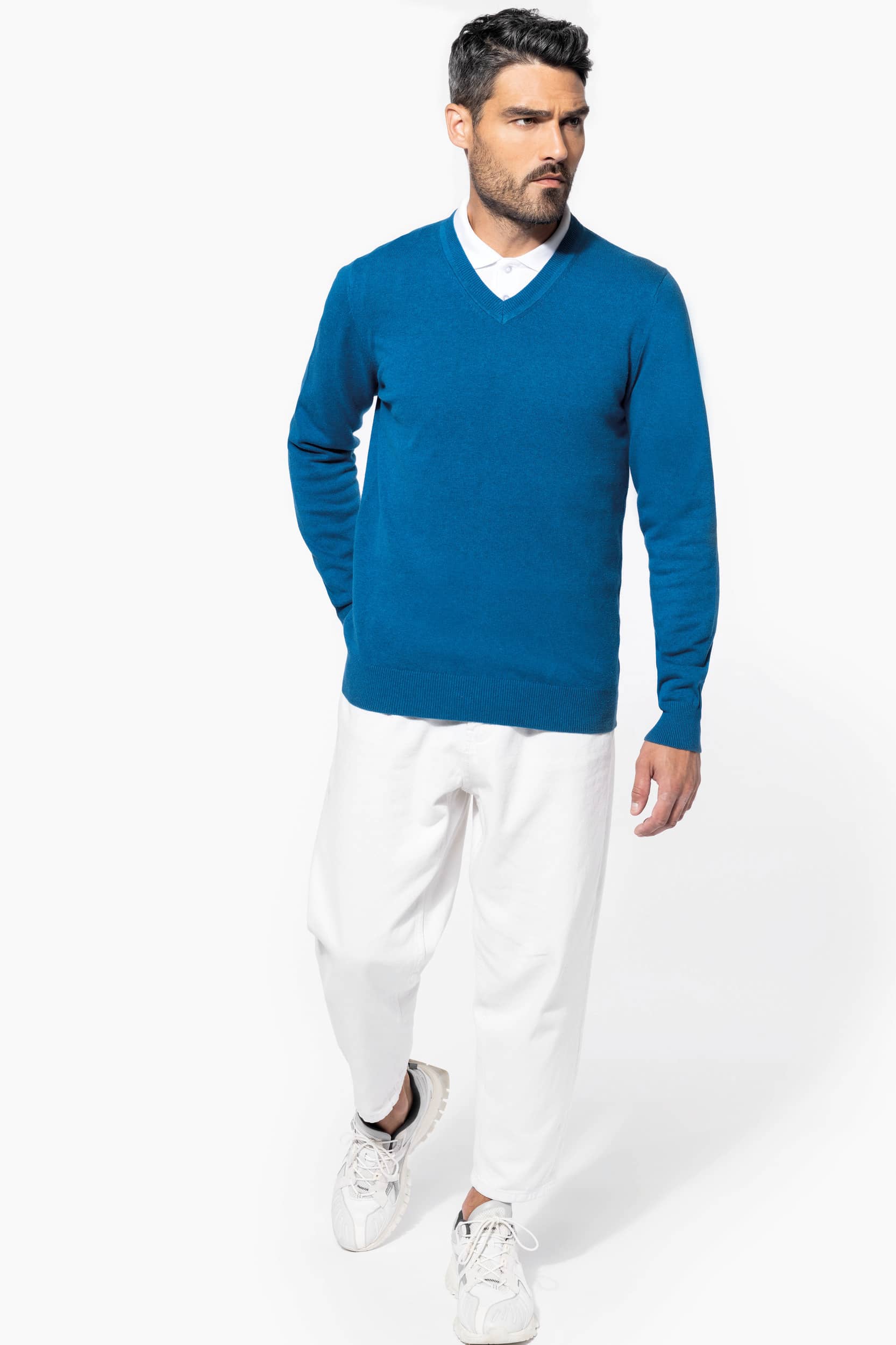 Premium-Pullover mit V-Ausschnitt