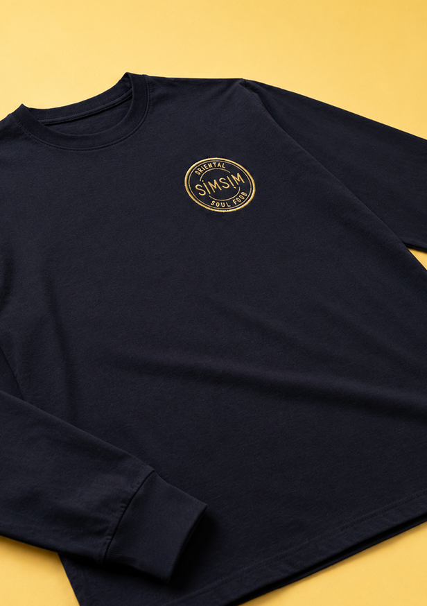 Besticktes Longsleeve